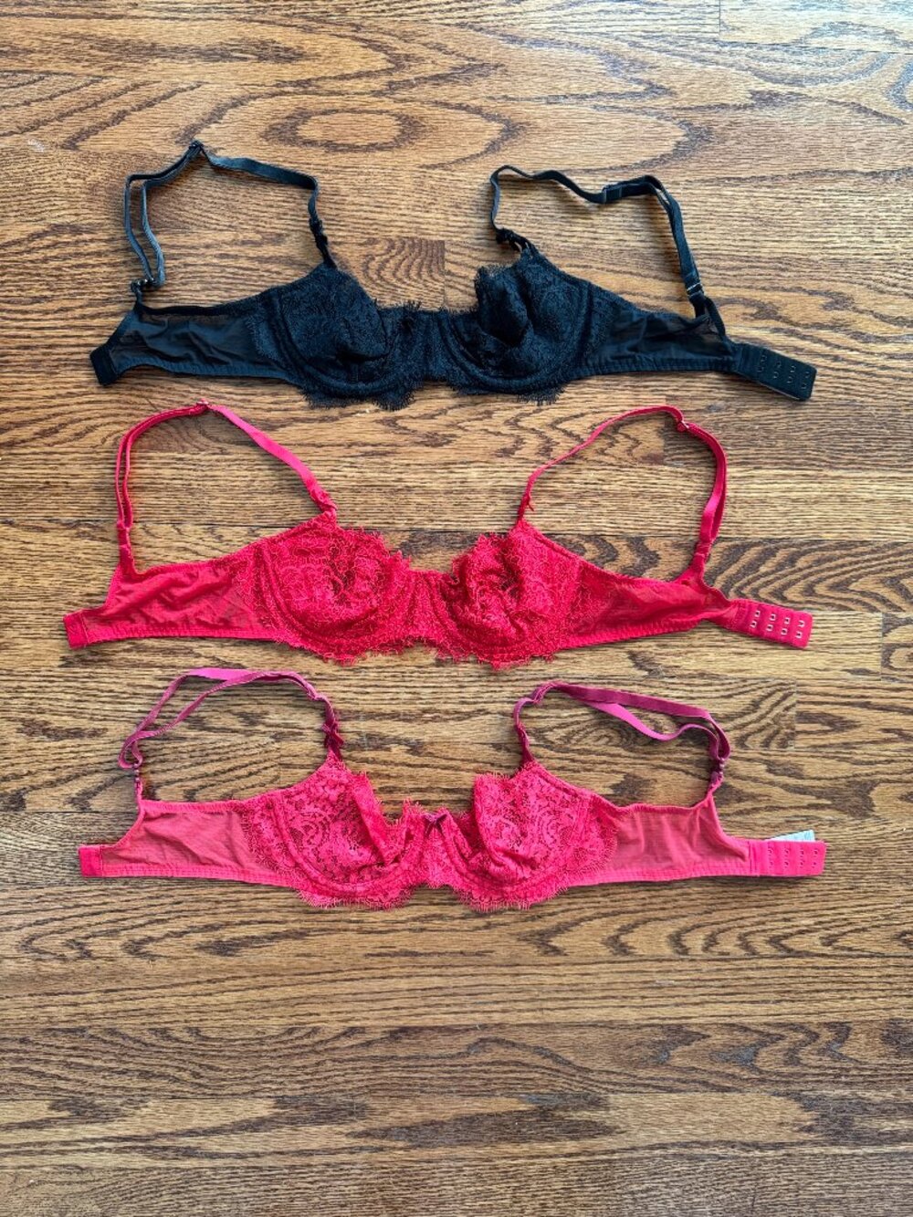 3 Victoria's Secret Bras 32B $150 - Wicked Dream Angels PushUp